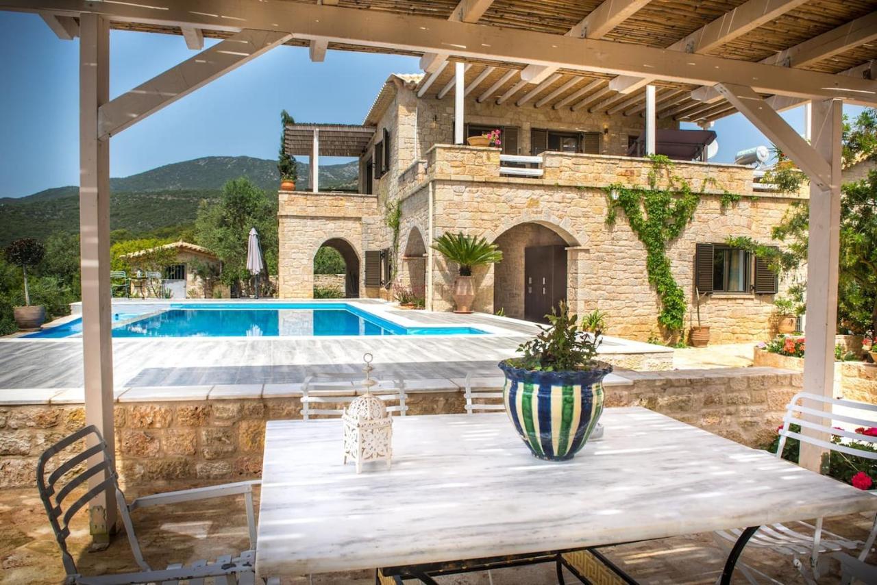 Magnificent, Authentic Private Villa And The Guest House การ์ดามมีลี ภายนอก รูปภาพ