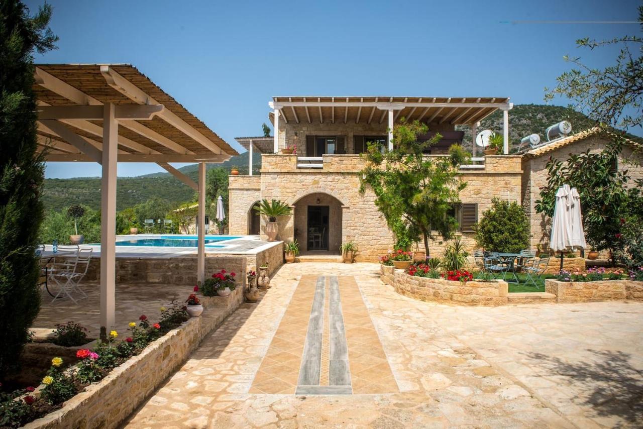 Magnificent, Authentic Private Villa And The Guest House การ์ดามมีลี ภายนอก รูปภาพ
